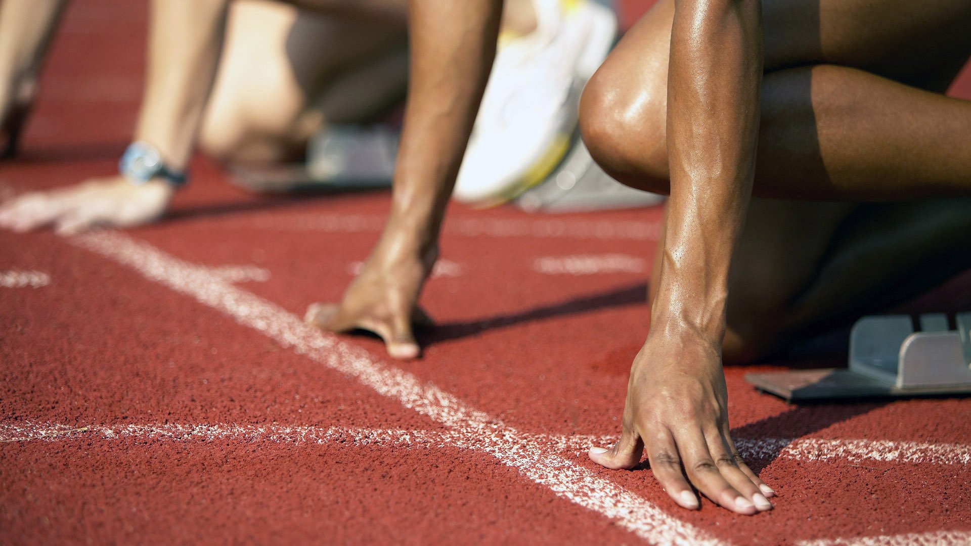 马尔尚决赛表现赢得媒体好评，马尔尚决赛表现赢得媒体好评的句子